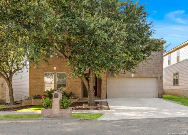 Property at 7114 Avery Rd, Live Oak, TX 78233, 4 beds, 2.5 baths