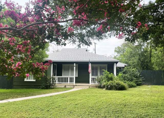 Property at 101 Charles Rd, Terrell Hills, TX 78209, 3 beds, 2 baths