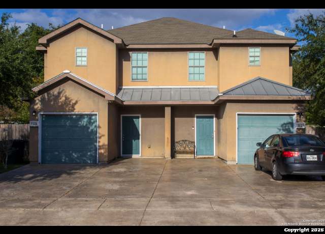 Property at 1121 Brown Rock Dr, New Braunfels, TX 78130-2755, 6 beds, 5 baths