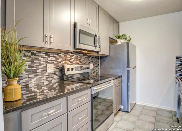 Property at 1819 Babcock #109, San Antonio, TX 78229, 2 beds, 1 bath