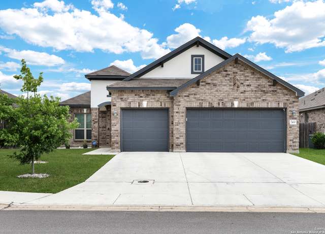 Property at 749 Willowbrook, New Braunfels, TX 78130, 3 beds, 2 baths