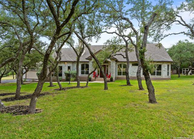Property at 106 Oak Valley Dr, Boerne, TX 78006, 4 beds, 3 baths
