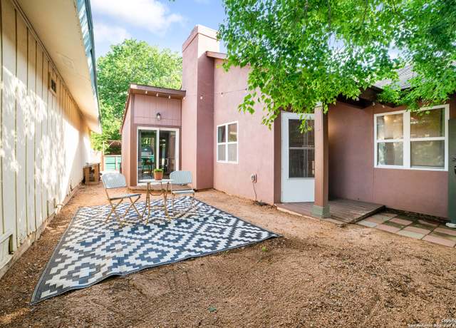 Property at 5542 Kissing Oak St, San Antonio, TX 78247, 2 beds, 1 bath