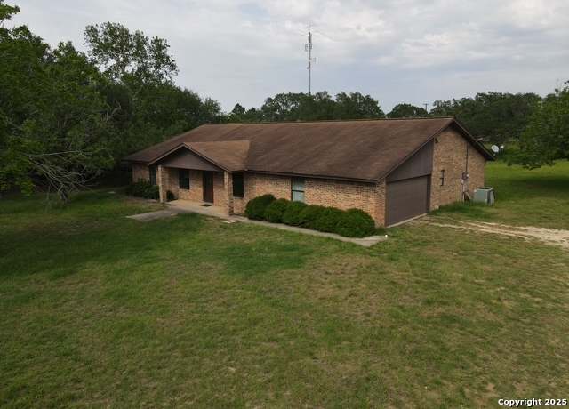 Property at 107 Deer Run, Pleasanton, TX 78064, 3 beds, 2 baths