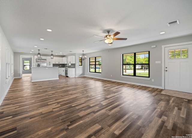 Property at 222 (17A) Winship, Pleasanton, TX 78064, 3 beds, 2 baths