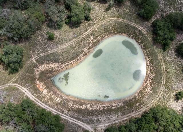 Property at 2404 County Road 320, Floresville, TX 78114