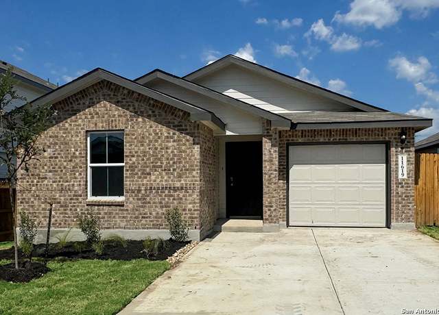 Property at 11619 Lavendale Spur, San Antonio, TX 78245, 3 beds, 2 baths