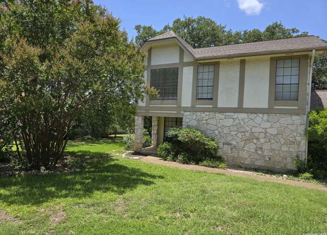 Property at 14107 Moss Farm, San Antonio, TX 78231-1631, 4 beds, 2.5 baths