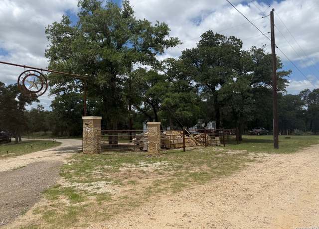 Property at 108 Deep Woods, Seguin, TX 78155, 3 beds, 2 baths