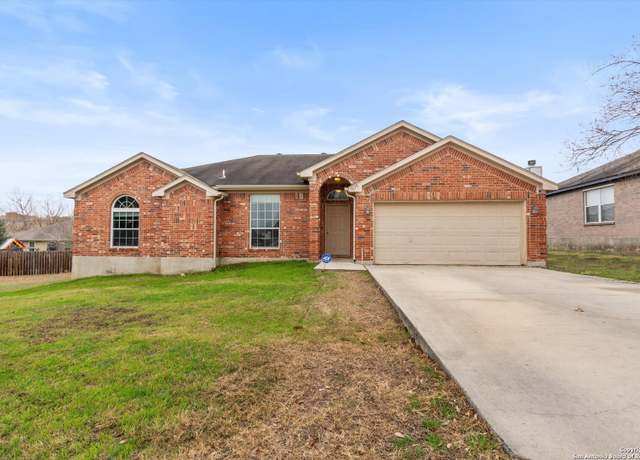 Property at 1639 Elizabeth Ct, New Braunfels, TX 78130-3075, 4 beds, 2 baths