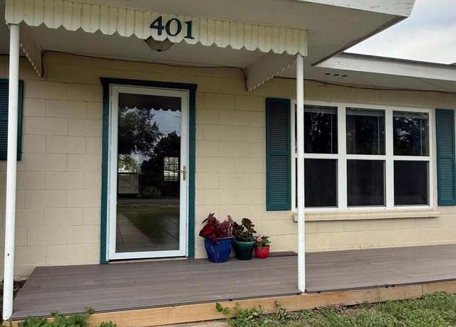 Property at 401 E Fourth St, Camp Wood, TX 78833, 4 beds, 2 baths