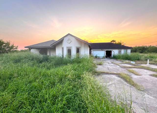 Property at 2424 S Victoria, Donna, TX 78537, 3 beds, 2 baths