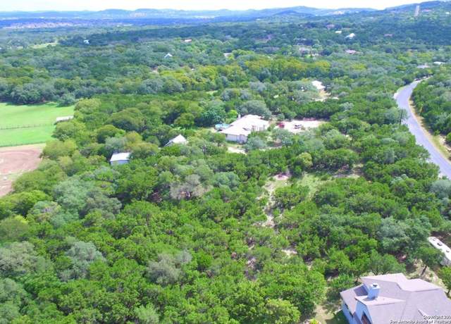 Property at 9415 Saddle Trl, San Antonio, TX 78255
