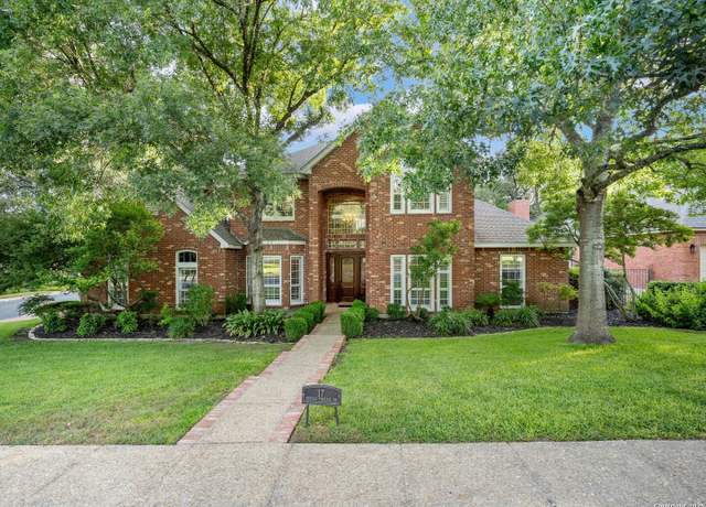 Property at 17 Inwood Ter, San Antonio, TX 78248, 5 beds, 4.5 baths
