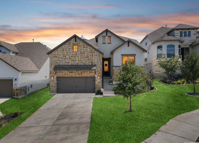 Property at 125 Amarosa, Boerne, TX 78006, 4 beds, 3 baths