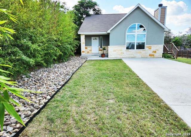 Property at 2111 Blueridge, Canyon Lake, TX 78133, 3 beds, 2 baths