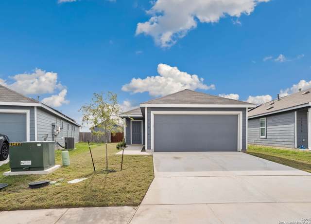 Property at 13814 Ostrich Run, San Antonio, TX 78252-4551, 4 beds, 2 baths