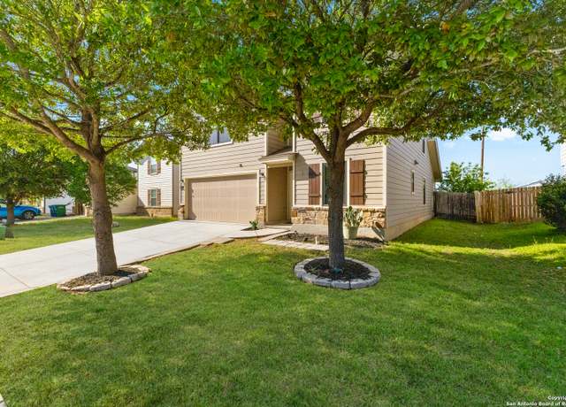 Property at 827 Three Wood Way, San Antonio, TX 78221, 4 beds, 3 baths