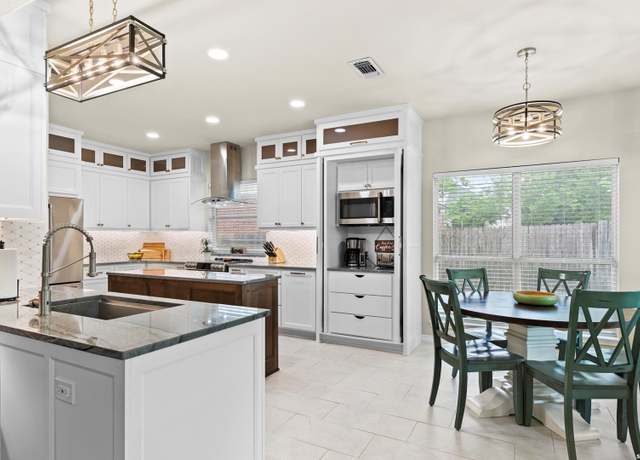 Property at 109 Brush Trail Bnd, Cibolo, TX 78108, 4 beds, 2.5 baths