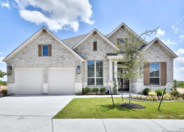 Property at 435 Nash, New Braunfels, TX 78130, 4 beds, 4.5 baths