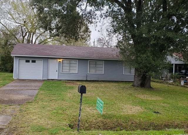 Property at 5165 Parkview Dr, Beaumont, TX 77705, 3 beds, 1 bath