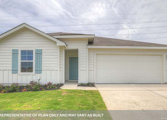 Property at 715 Prince Albert, Seguin, TX 78155, 4 beds, 3 baths