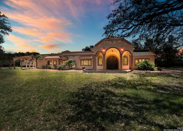 Property at 255 Winding Meadow Ln, Spring Branch, TX 78070, 3 beds, 4 baths