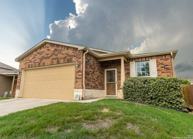 Property at 208 Mistflower, New Braunfels, TX 78130, 3 beds, 2 baths