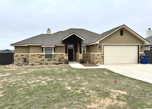 Property at 139 Muirfield St, La Vernia, TX 78121, 3 beds, 2 baths