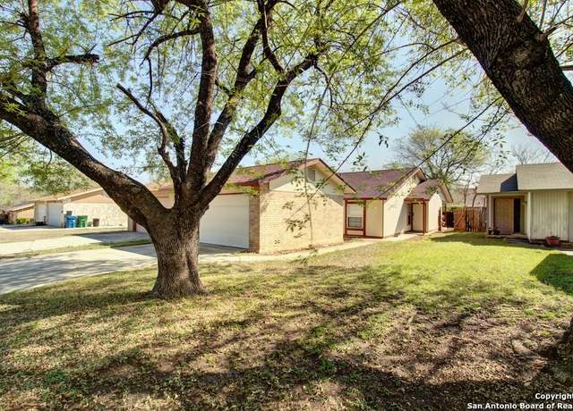 Property at 1346 Bayou, San Antonio, TX 78245, 3 beds, 2 baths