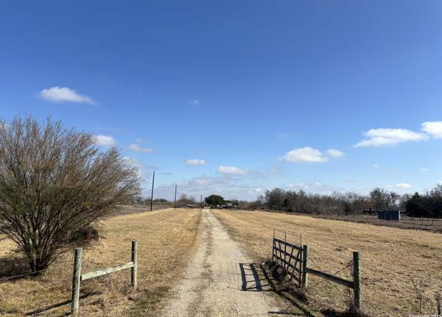 Property at 1277 Saur Ln, New Braunfels, TX 78130-2782