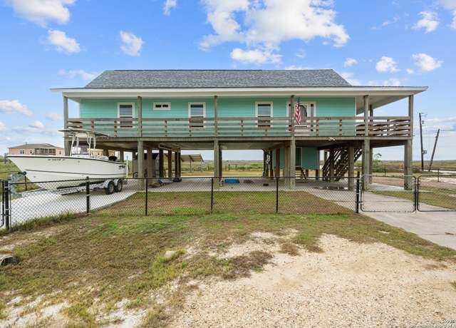 Property at 53 Tern, Rockport, TX 78382, 3 beds, 2 baths