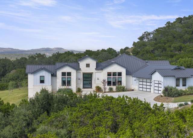 Property at 25 Thunder Hl, Boerne, TX 78006, 4 beds, 4 baths