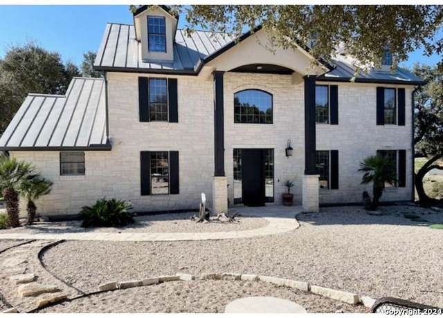 Property at 587 Oak Shrs, Canyon Lake, TX 78133, 4 beds, 3 baths