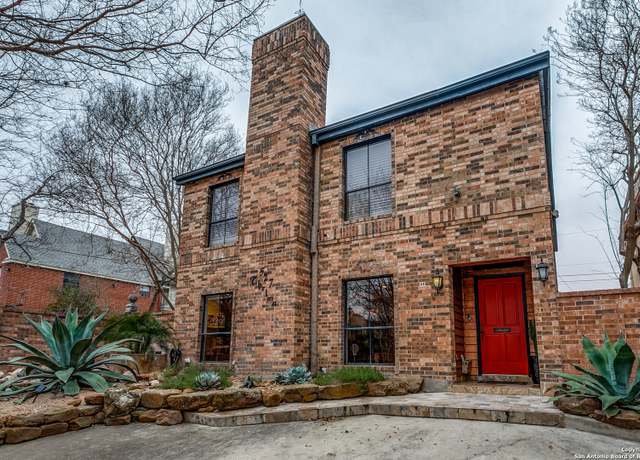 Property at 527 Thelma Dr, Olmos Park, TX 78212-2416, 3 beds, 2.5 baths