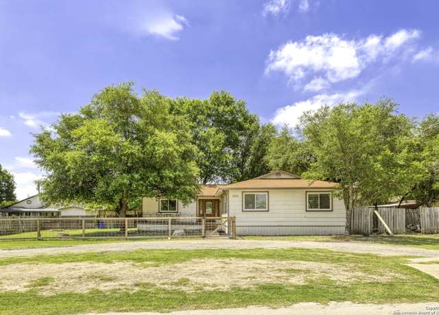 Property at 8216 Alton Blvd, Selma, TX 78154, 4 beds, 2 baths