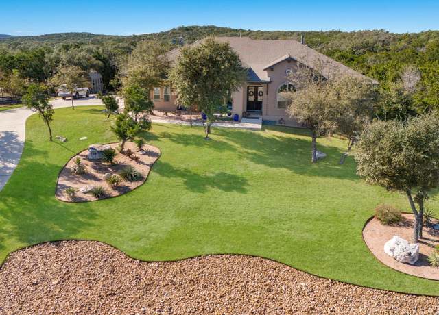Property at 18421 Canyon Vw, Helotes, TX 78023, 4 beds, 3 baths