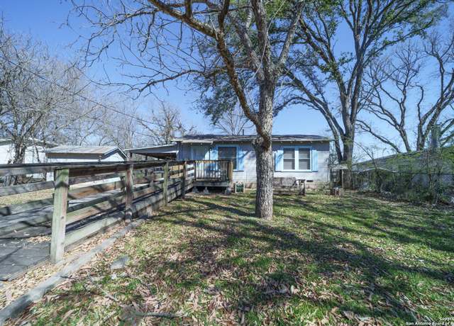 Property at 2021 Chinaberry, New Braunfels, TX 78130, 2 beds, 1 bath