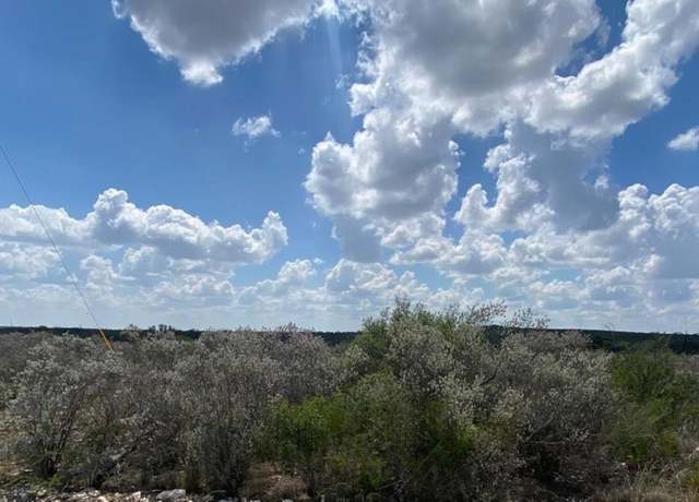 Property at 105 Legend Hills Rd, Uvalde, TX 78801