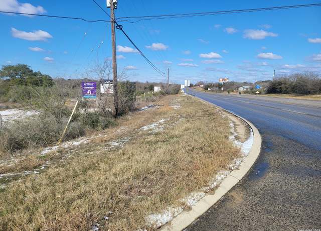 Property at 02 Canal Ln, New Braunfels, TX 78130