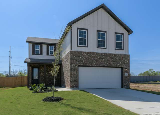 Property at 12816 Hills Plains Dr, Schertz, TX 78108, 4 beds, 2.5 baths