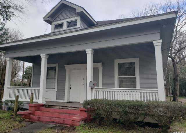 Property at 916 5th St, Orange, TX 77630, 2 beds, 1 bath