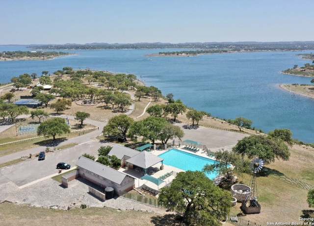 Property at 168 Kiwi Ln, Spring Branch, TX 78070