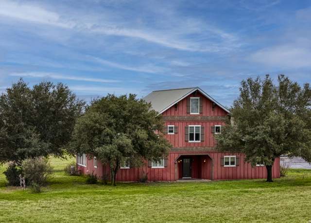 Property at 3893 State Highway 97, Floresville, TX 78114-4070, 4 beds, 3.5 baths