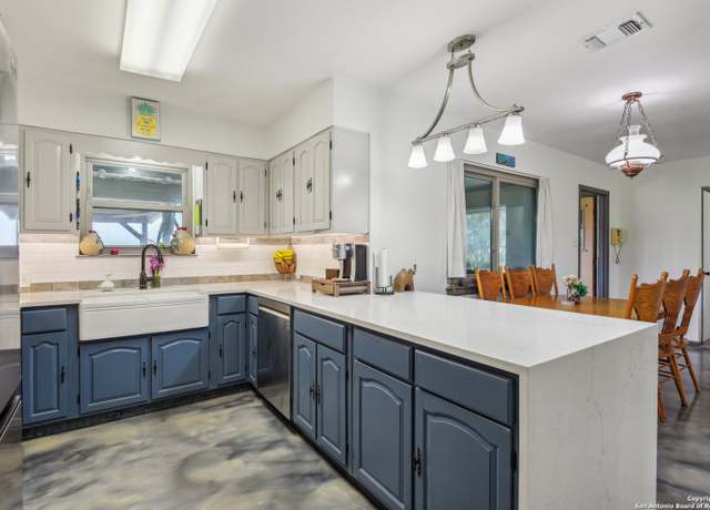 Property at 1035 Pine Mdw, Seguin, TX 78155, 3 beds, 2 baths