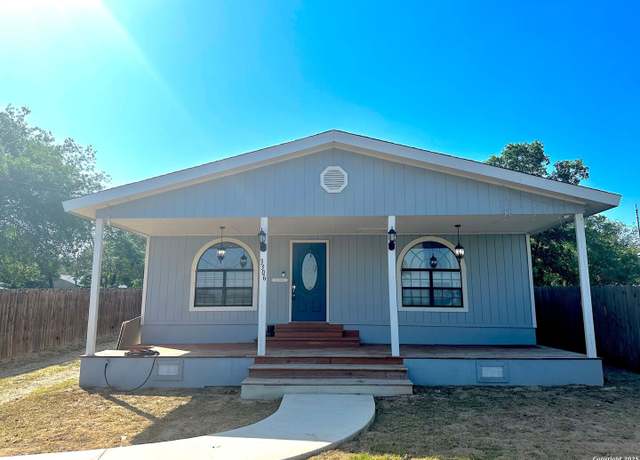 Property at 3306 Ih 35, Natalia, TX 78059, 3 beds, 2 baths
