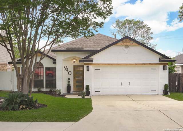 Property at 940 Hedgestone, San Antonio, TX 78258, 3 beds, 2 baths