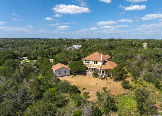 Property at 171 Clear Rdg, New Braunfels, TX 78132, 4 beds, 3 baths