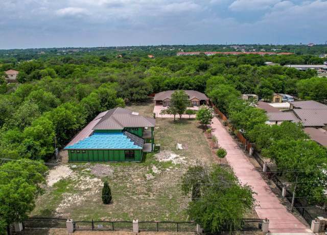 Property at 4323 Parkway Dr, San Antonio, TX 78228-2163