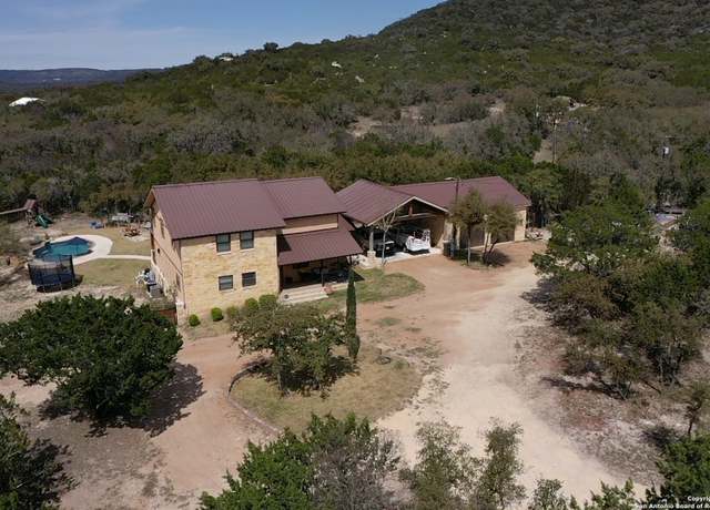 Property at 735 N Saddle Mountain Rd, Leakey, TX 78873, 4 beds, 2.5 baths